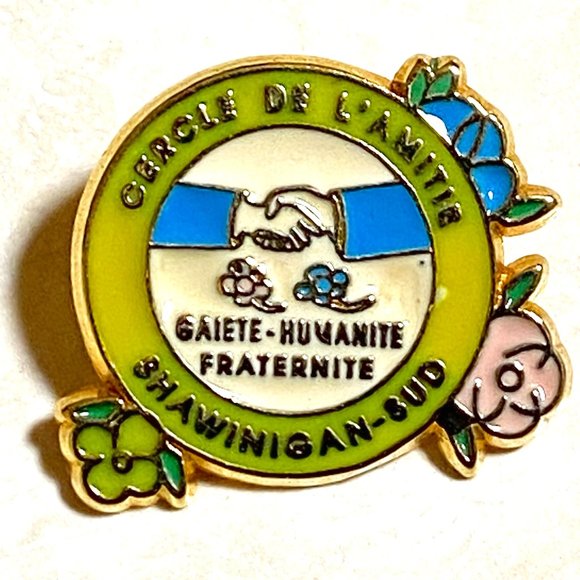 3/$10, Label, Enamel, Button Pin, CERCLE DE L'AMITIE GAIETE HUMANITE FRATERNITE - Picture 1 of 3